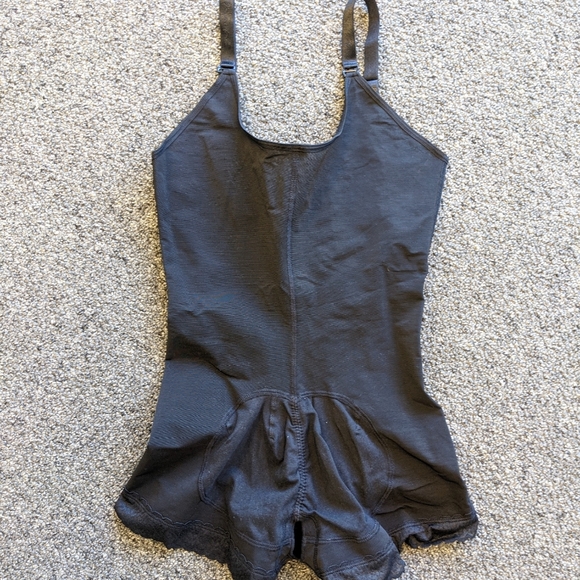 MariaE Fajas 9832 Compression Shapewear - Picture 4 of 5